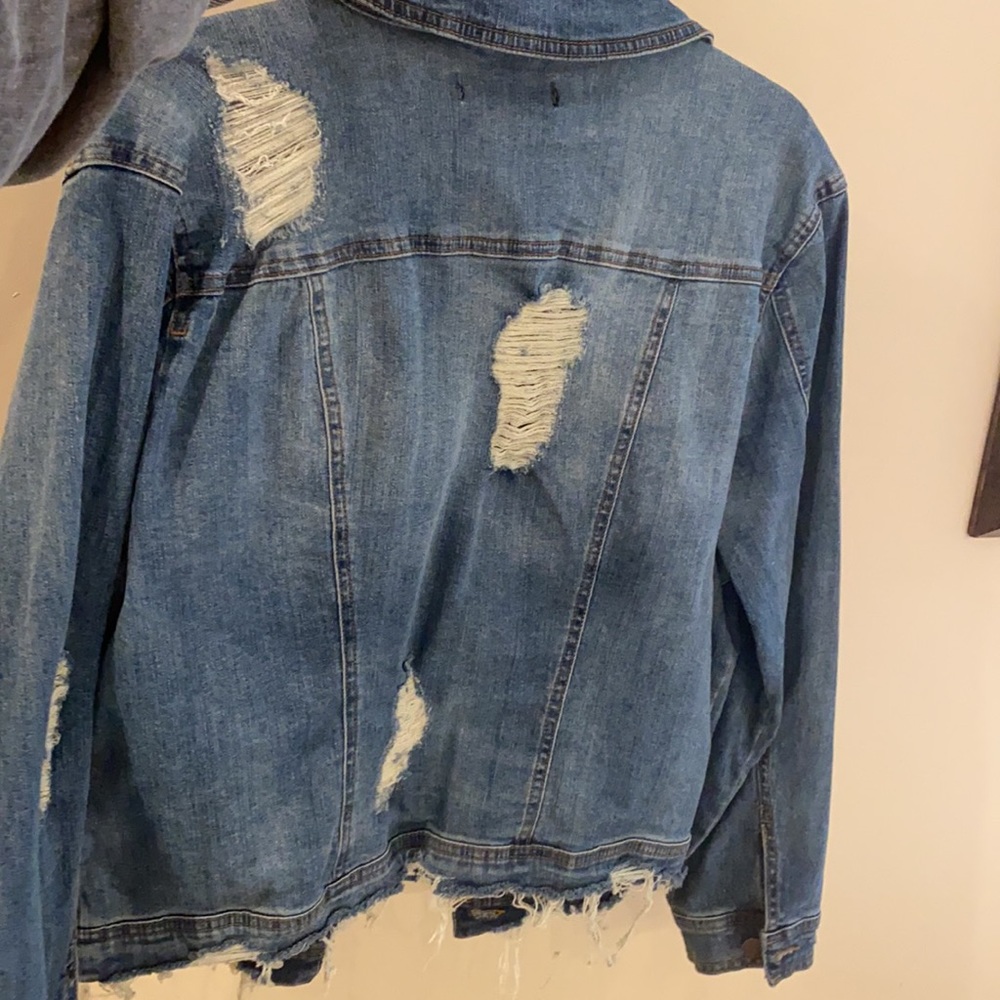 Jean jacket - Picture 3 of 3